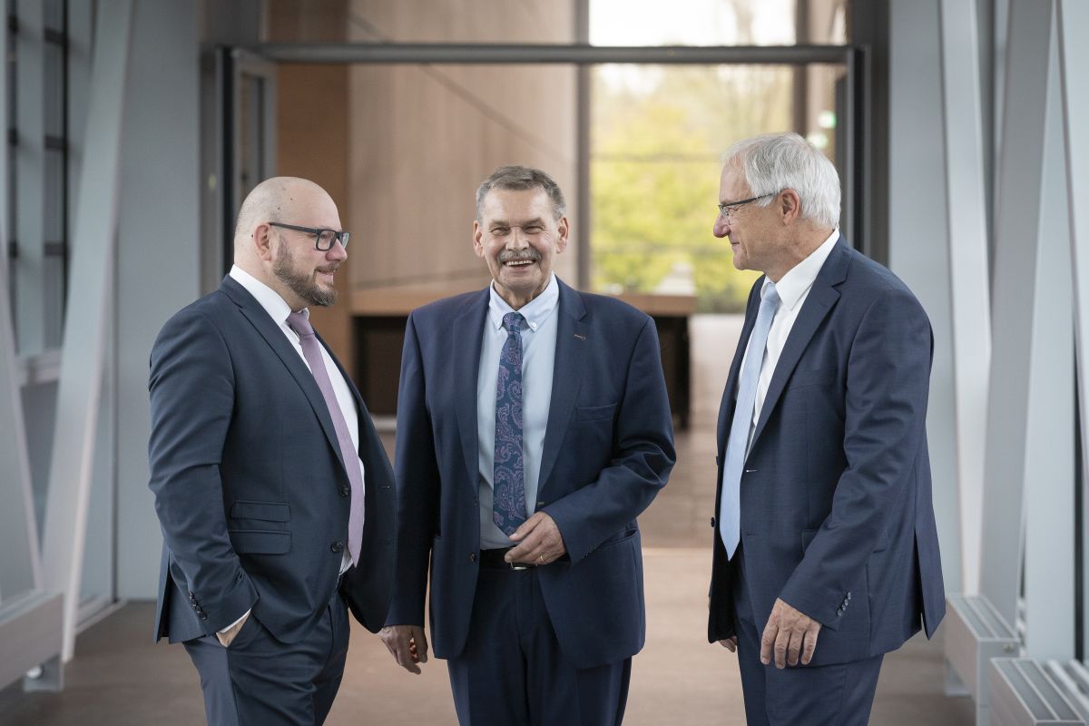 Generationswechsel bei der K-Zeitung: Stefan Lenz, Joachim Rönisch, Günter Kögel